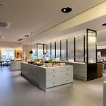 Mercure Hotel 4*