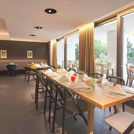 Mercure 4*