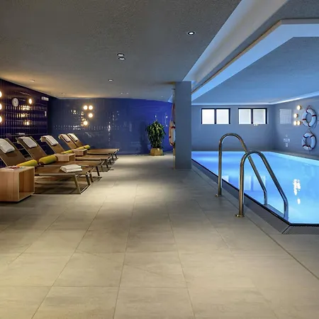 Mercure Hotel 4*