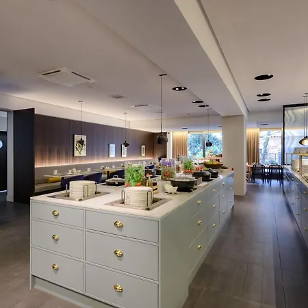 Mercure 4*